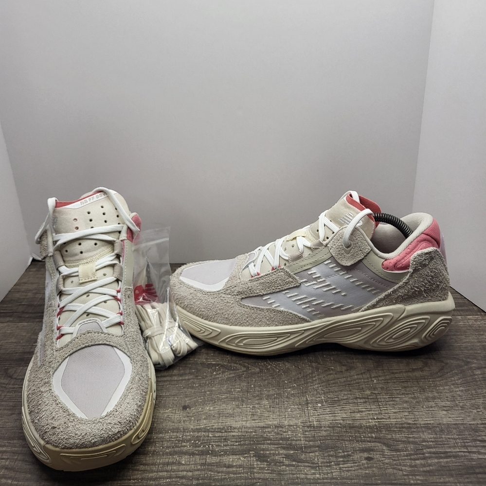 New Balance Fresh Foam BB v2 Moonbeam BBFRSHP2 Basketball Shoes Size 9 D New